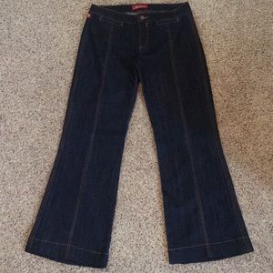 Women’s 7 [slight] Bell Bottom Jeans. Like New.